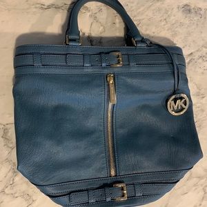 Michael Kors Bucket Bag